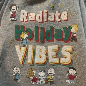 Peanuts top/tunic with cold shoulders, size xs 4-5. Radiate holiday vibes
